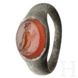 Silberner Ring mit Gemme, römisch, 2. - 3. Jhdt.