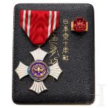 Japanische Rotkreuz-Medaille für Frauen in Silber im Etui