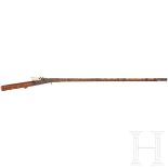 Goldtauschiertes Luntenschlossgewehr mit bemaltem Holzschaft, Indien, um 1800