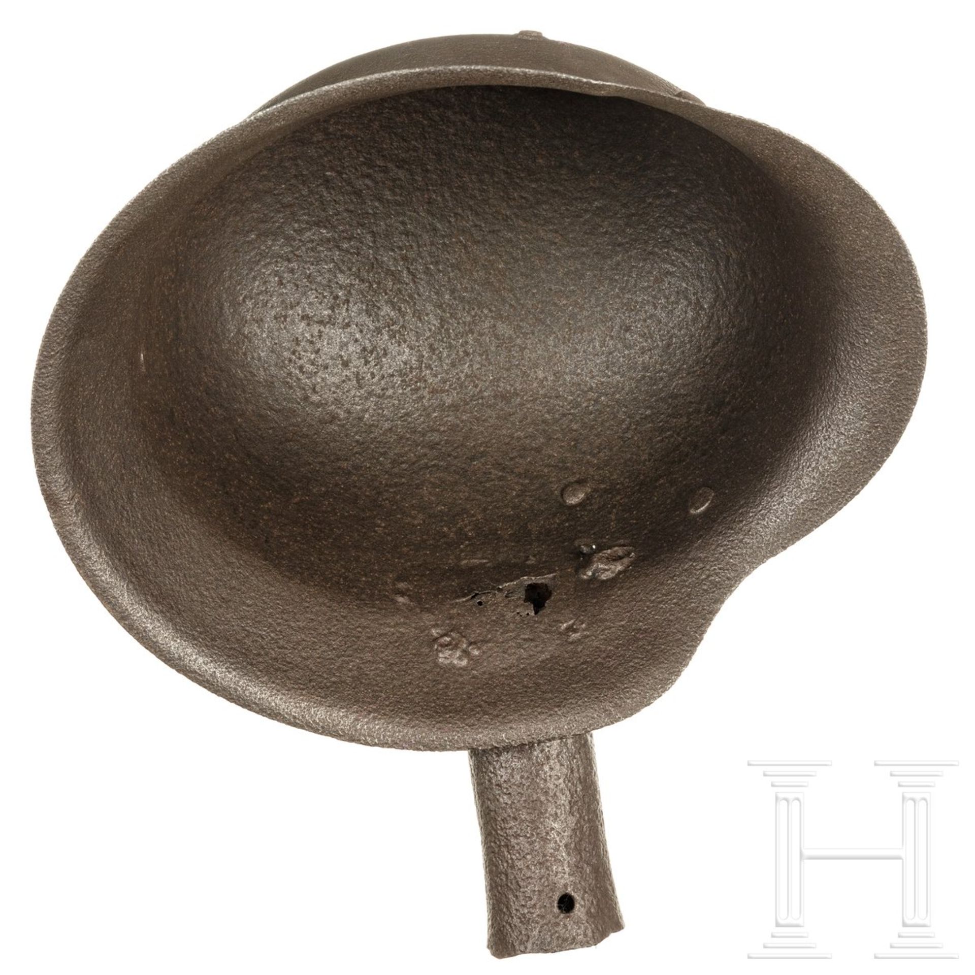 Stahlhelm M 42, umgearbeitet zu Kelle, deutsch, 1945/46 - Bild 4 aus 4