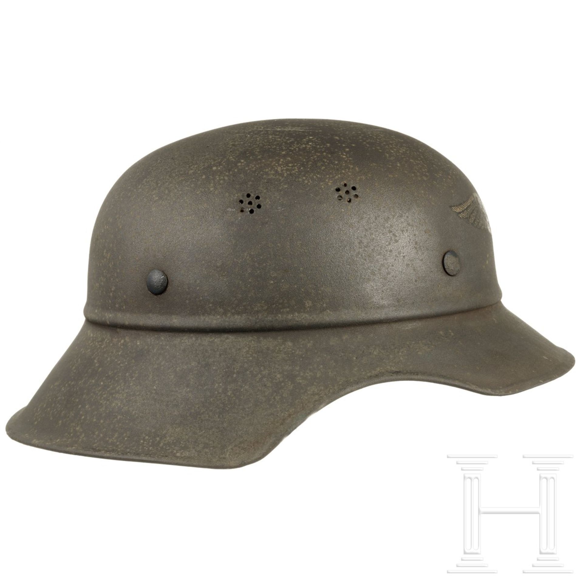 Stahlhelm "Gladiator" für Luftschutz, deutsch, um 1940 - Bild 2 aus 5