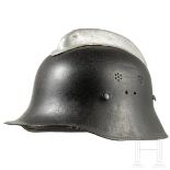 Stahlhelm mit Alu-Kamm, Feuerwehr, deutsch, um 1945