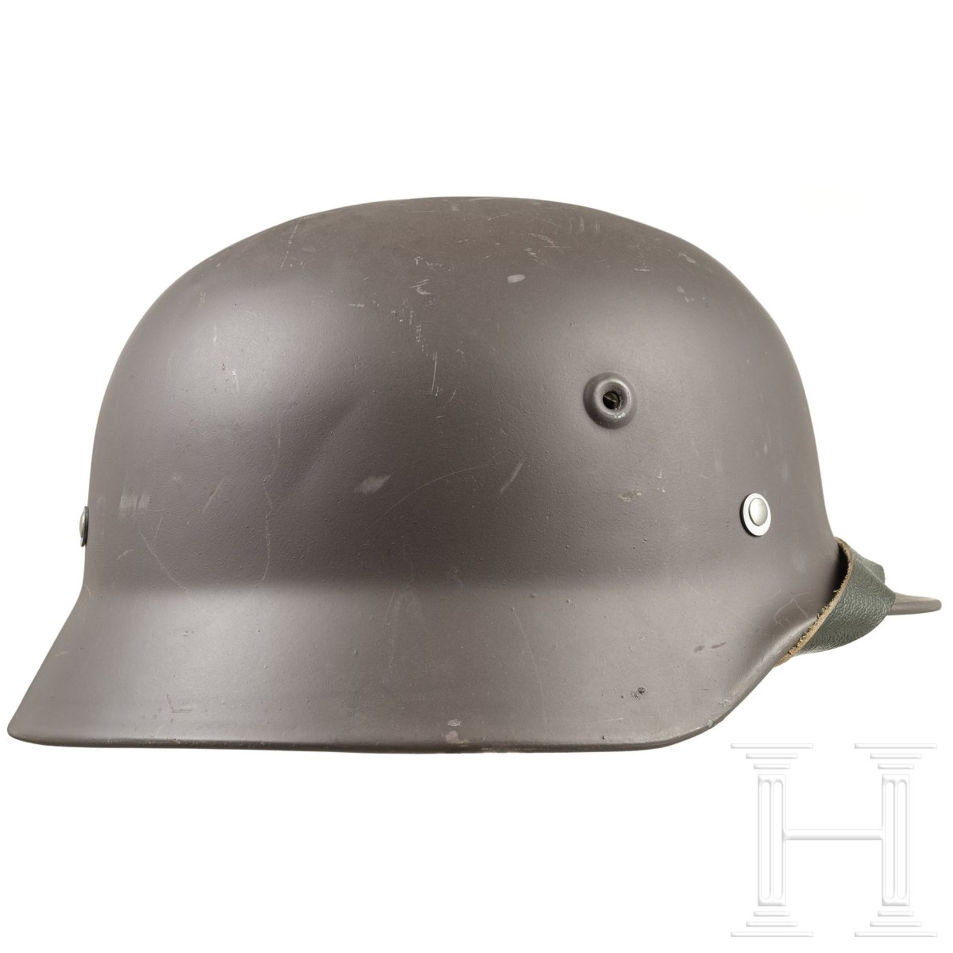 Stahlhelm nach deutschem Vorbild M 35/40, Finnland, 1950er Jahre - Image 2 of 3