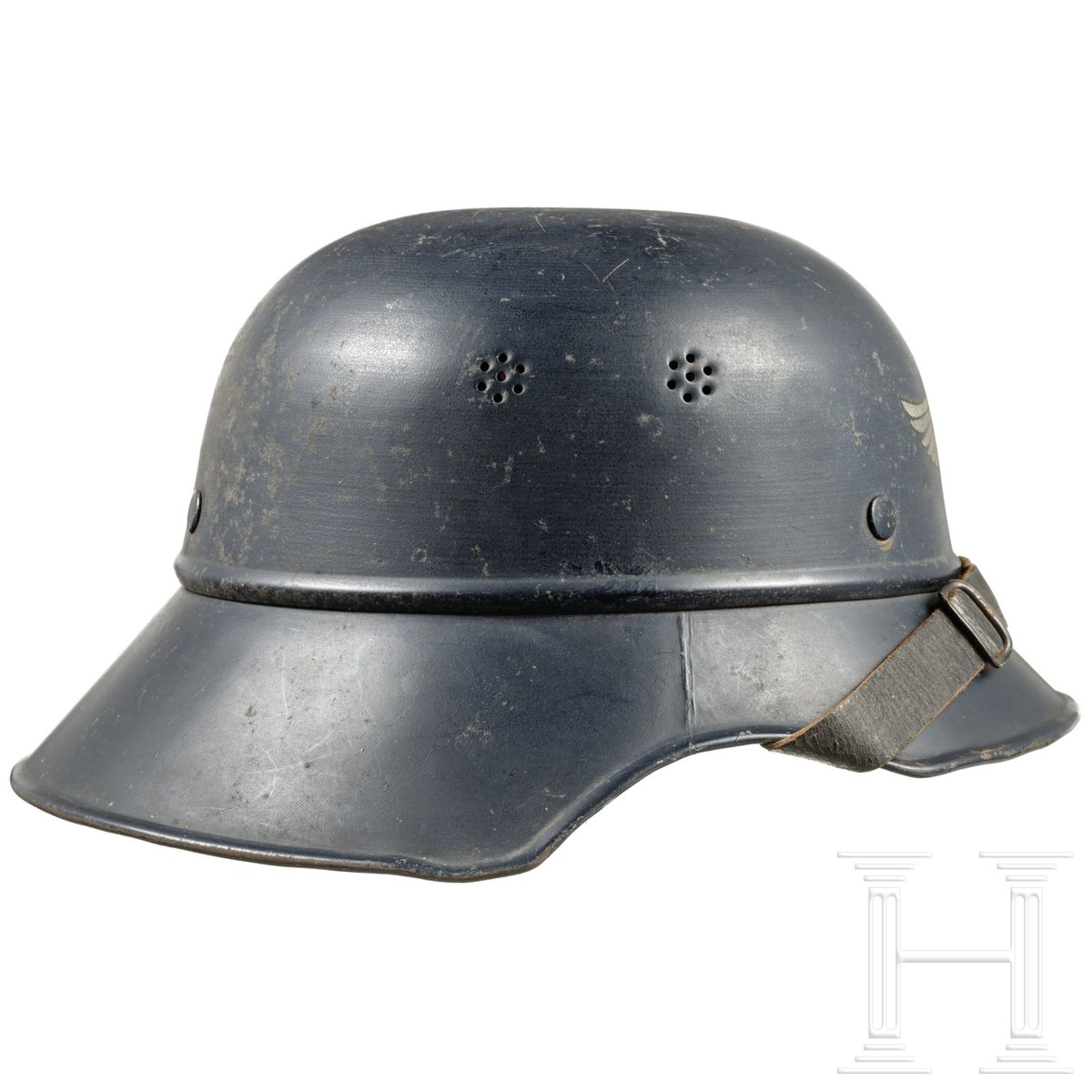 Deutscher Stahlhelm "Gladiator" für Luftschutz, um 1940 - Image 2 of 6