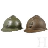 Zwei Stahlhelme M 15 Adrian, Frankreich, um 1915 - 1918