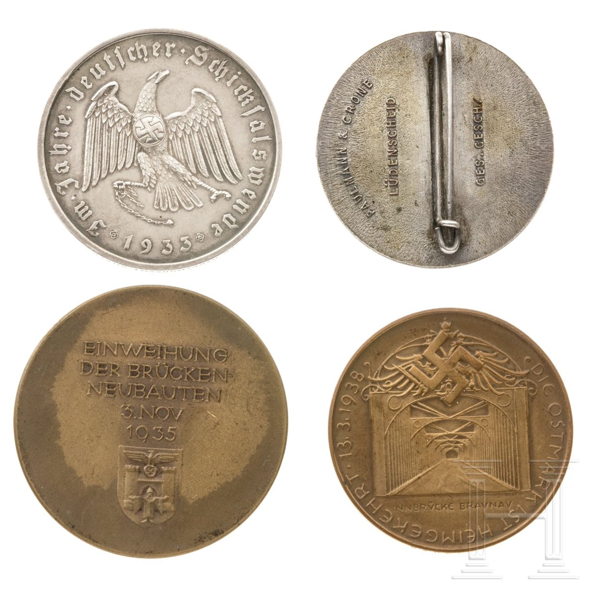 Vier Medaillen in Schachteln - "Einweihung der Brückenneubauten" München 1935, "Die Ostmark ist heim - Bild 2 aus 3