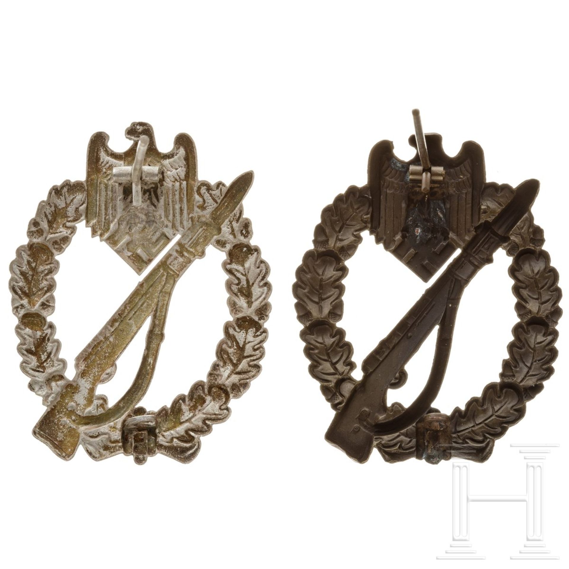 Zwei Infanterie-Sturmabzeichen in Bronze und Silber
 - Bild 2 aus 2