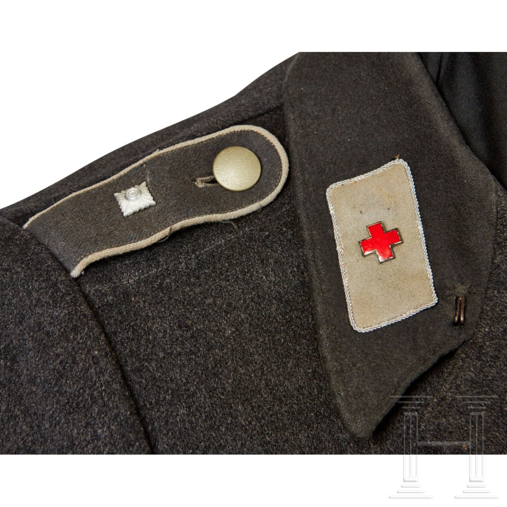 A Red Cross Enlisted Uniform Tunic - Bild 3 aus 9