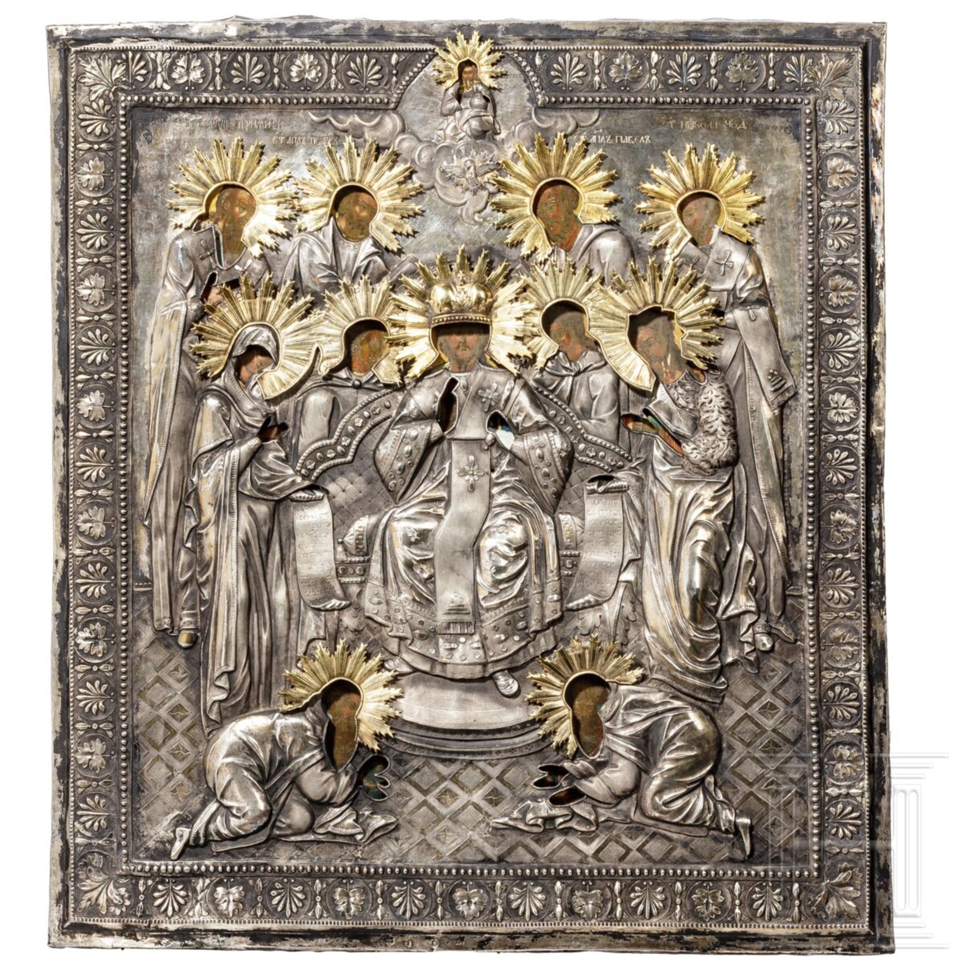Ikone mit thronendem Christus Pantokrator und zehn Heiligen in prunkvollem silbernen Oklad, Russland
