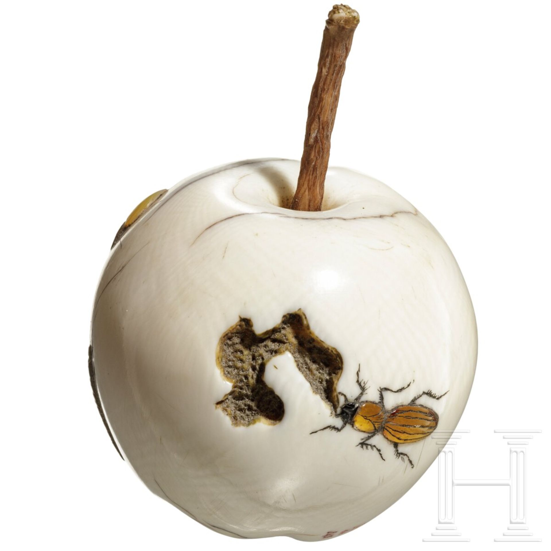 Shibayama in Form eines Apfels, Japan, Meiji-Periode