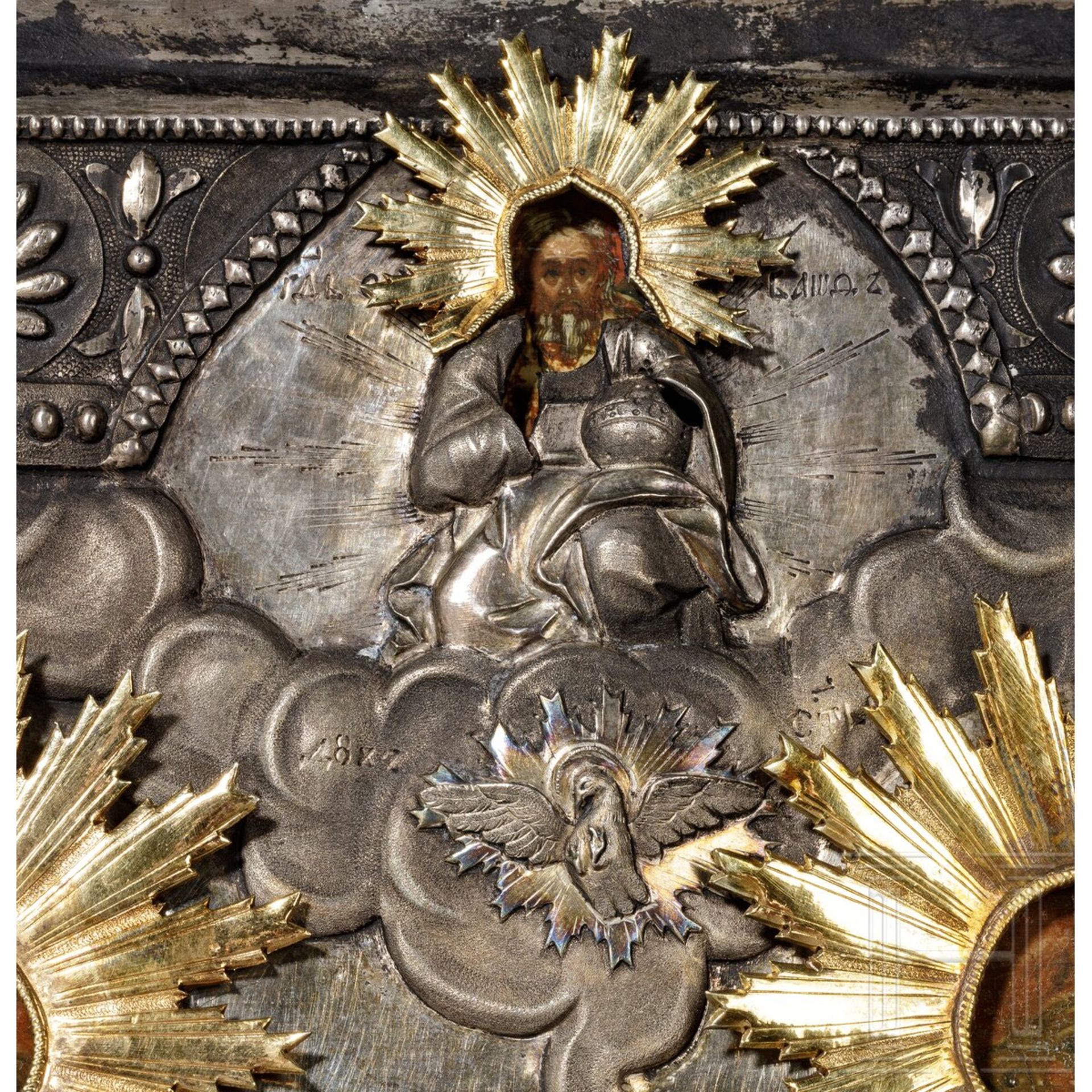 Ikone mit thronendem Christus Pantokrator und zehn Heiligen in prunkvollem silbernen Oklad, Russland - Bild 3 aus 16