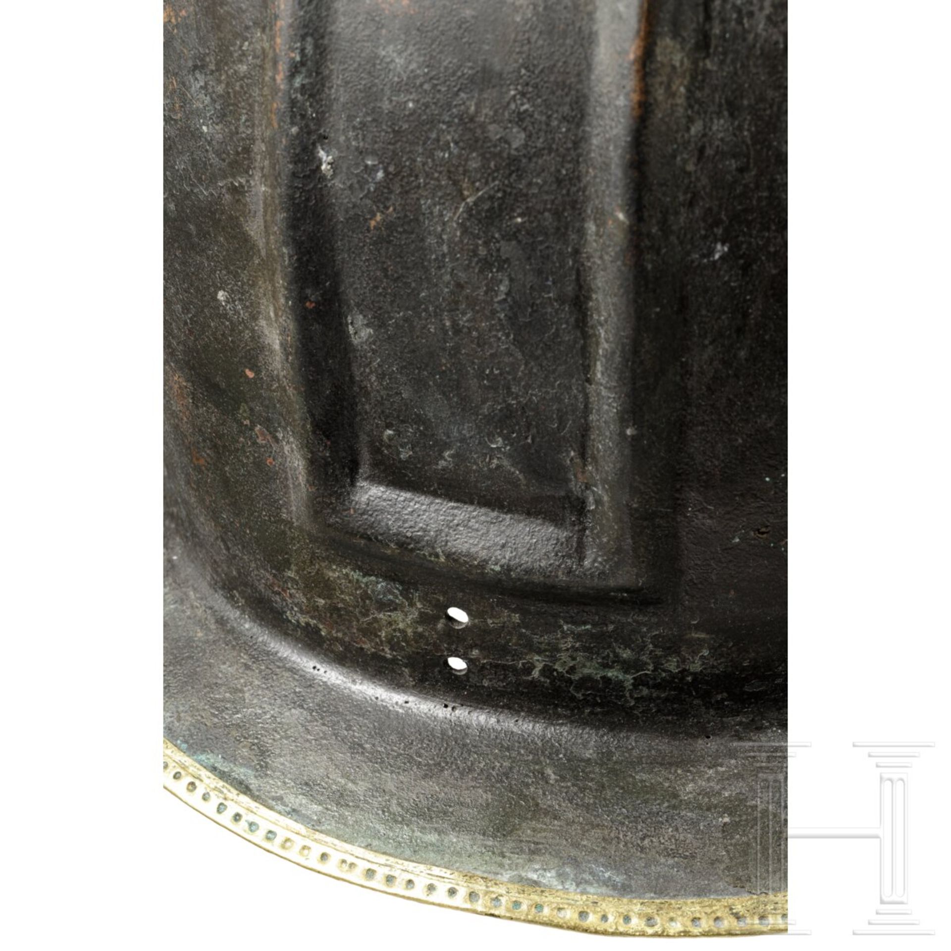 Illyrischer Helm, Typ III A, Griechenland, 6. - 5. Jhdt. v. Chr. - Bild 8 aus 10