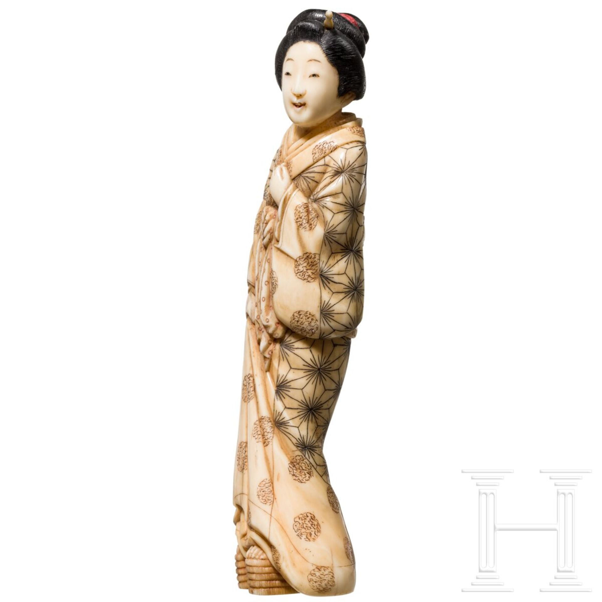 Okimono einer Geisha, Japan, Meiji-/Taisho-PeriodeÊ Ê - Bild 2 aus 6