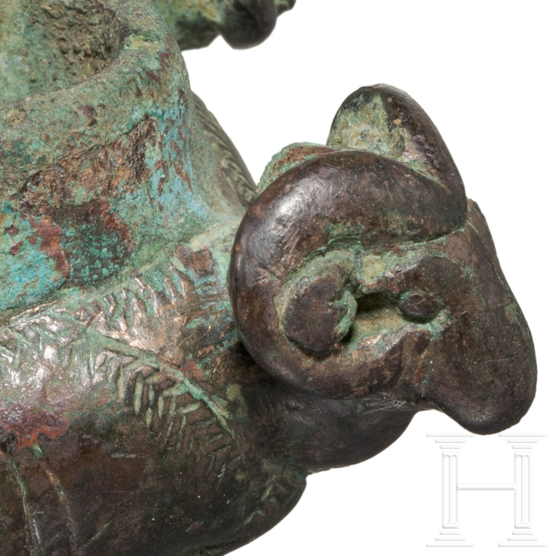 Keulenkopf mit vier Widderkšpfen, Luristan, Westiran, 10. - 8. Jhdt. v. Chr. - Bild 6 aus 6