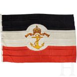 Zwei Flaggen der Marine