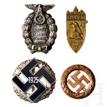 Allgemeines Gauabzeichen "1925" und drei weitere Abzeichen