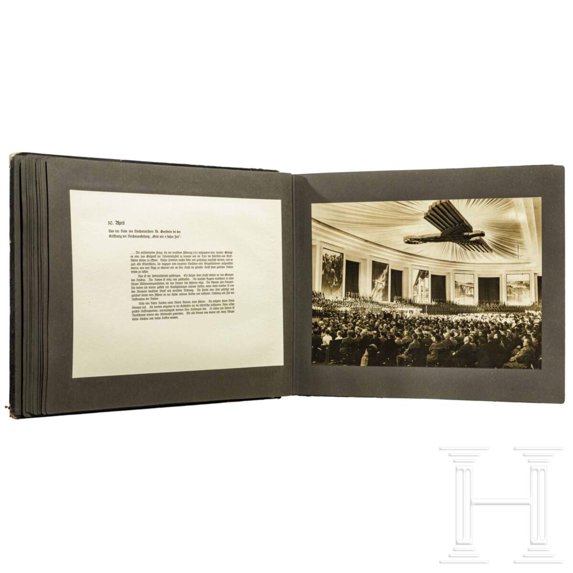 Geschenk-Fotoalbum der Partei 1937 mit 56 großformatigen Fotos und Textblättern - Image 16 of 17