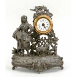 Tischuhr Weißguss bronziert, Frau mit Ährenbündel und Schaf auf Sockel, daneben Uhrentrommel mit