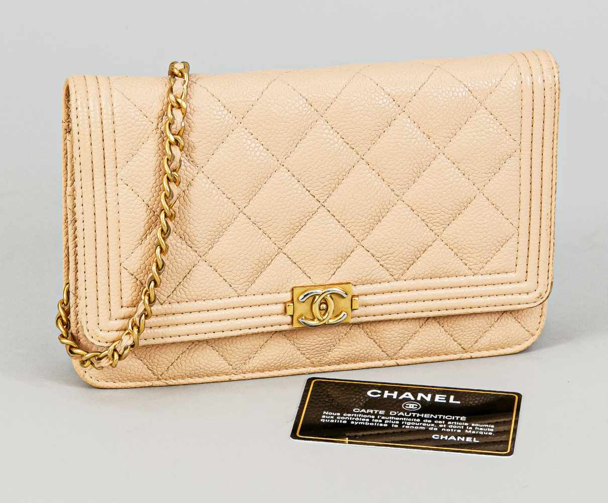 Chanel Crossbody Walleton Chain, Crèmeweiß. Mit Authentifizierungskarte, leichte Gebrauchsspuren,