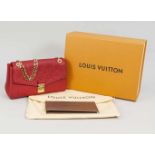 Louis Vuitton Handtasche St Germain Logo Empreinte in Rot. Mit Original Rechnung aus dem LV-Store