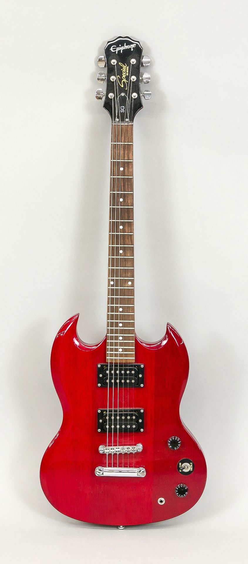 E-Gitarre "Epiphone Special SG Model", Made in Indonesia, 2. H. 20. Jh., inklusive schwarzer