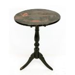 Chinese export lacquer table, 19th cent. Baluster shaped table leg on 3 feet. Round,