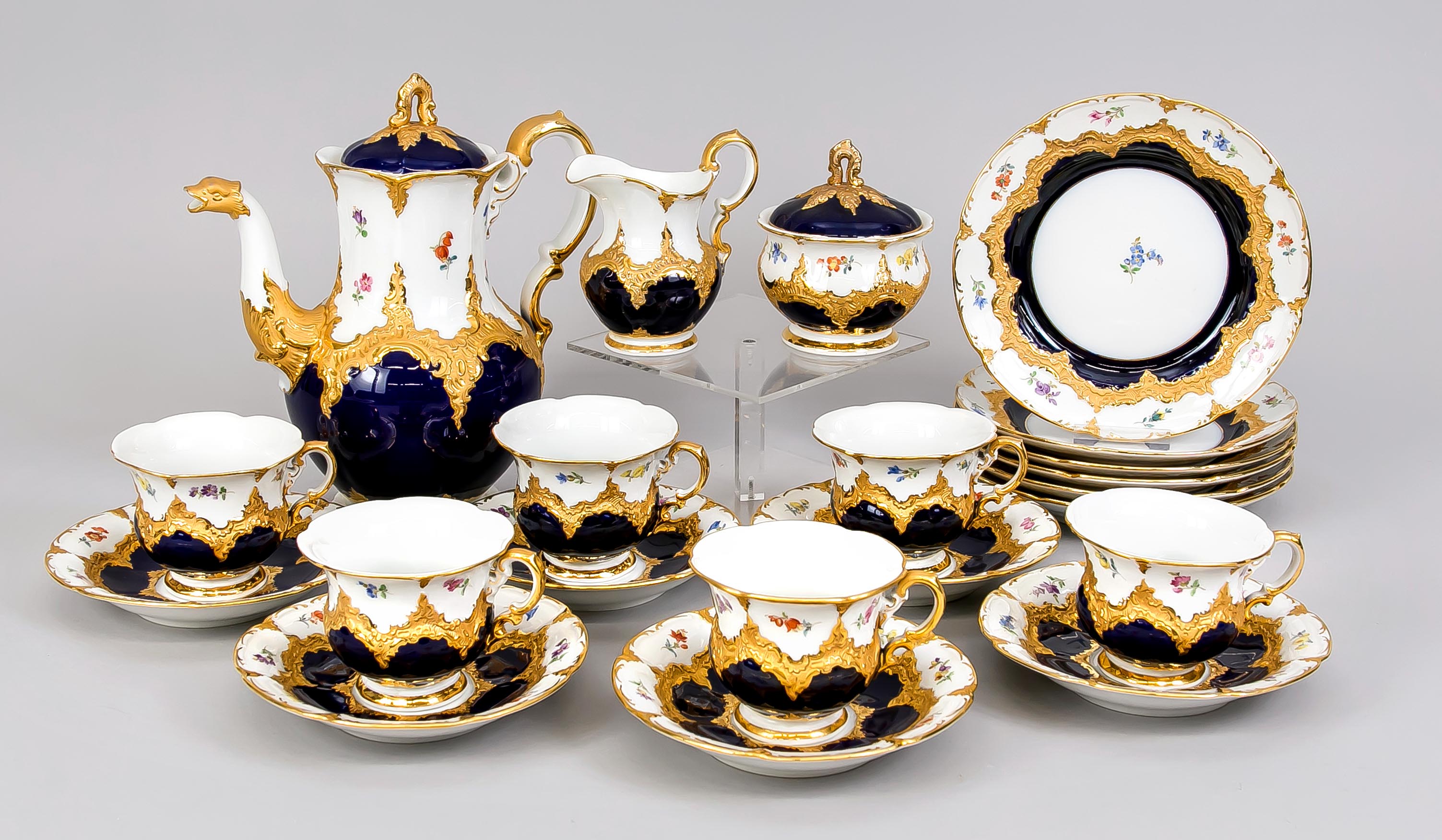 Splended coffee service for 6 people, 21 pieces, Meissen, 1950s, 1st quality, B-shape,