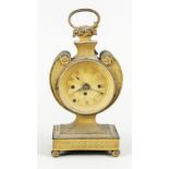 Wiener Tischuhr, 18.Jh., Uhrwerk mit Spindelhemmung, guillochiertes und zieseliertes, vergold