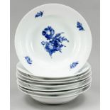 Acht tiefe Teller, Royal Copenhagen, 20. Jh., 2. W., Korbrandrelief, Dekor blaue Blume, Model