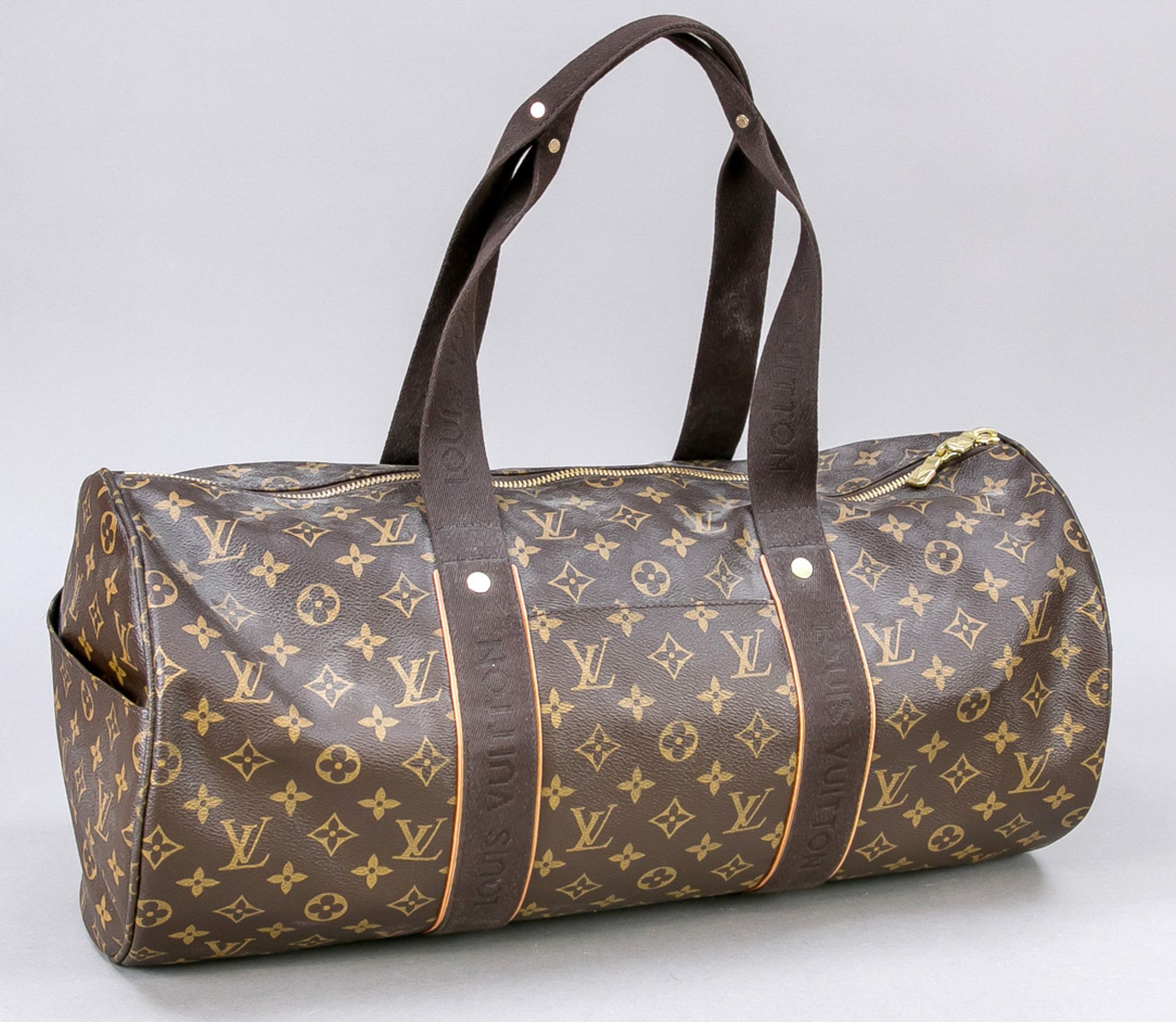 Louis Vuitton, Beaubourg Sporty Duffle Monogram Canvas Bag, gummiertes Baumwollgewebe im klassischen