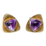 Amethyst-Manschettenknöpfe GG 585/000 mit 2 triangelförmigen Amethyst-Cabochons 15,0 mm, D. 26 x