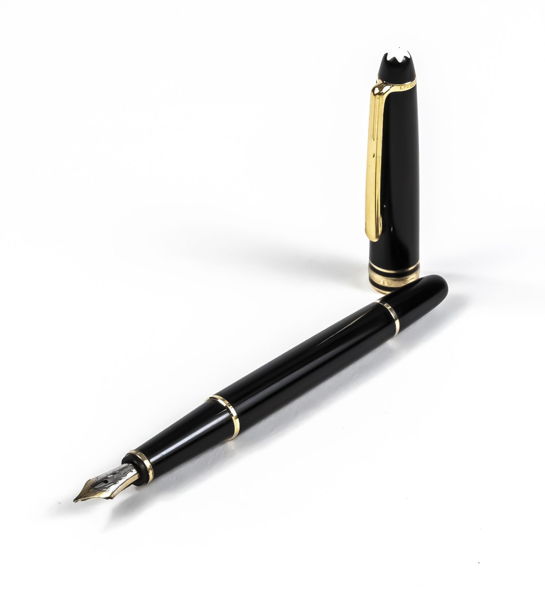 Montblanc Meisterstück, piston fountain pen, 2nd h. 20th c., No. EP 2165968, 14 kt (585) white/