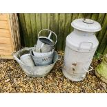 A GALVANISED TIN BATH, TWO GALVANISED TIN BUCKETS,