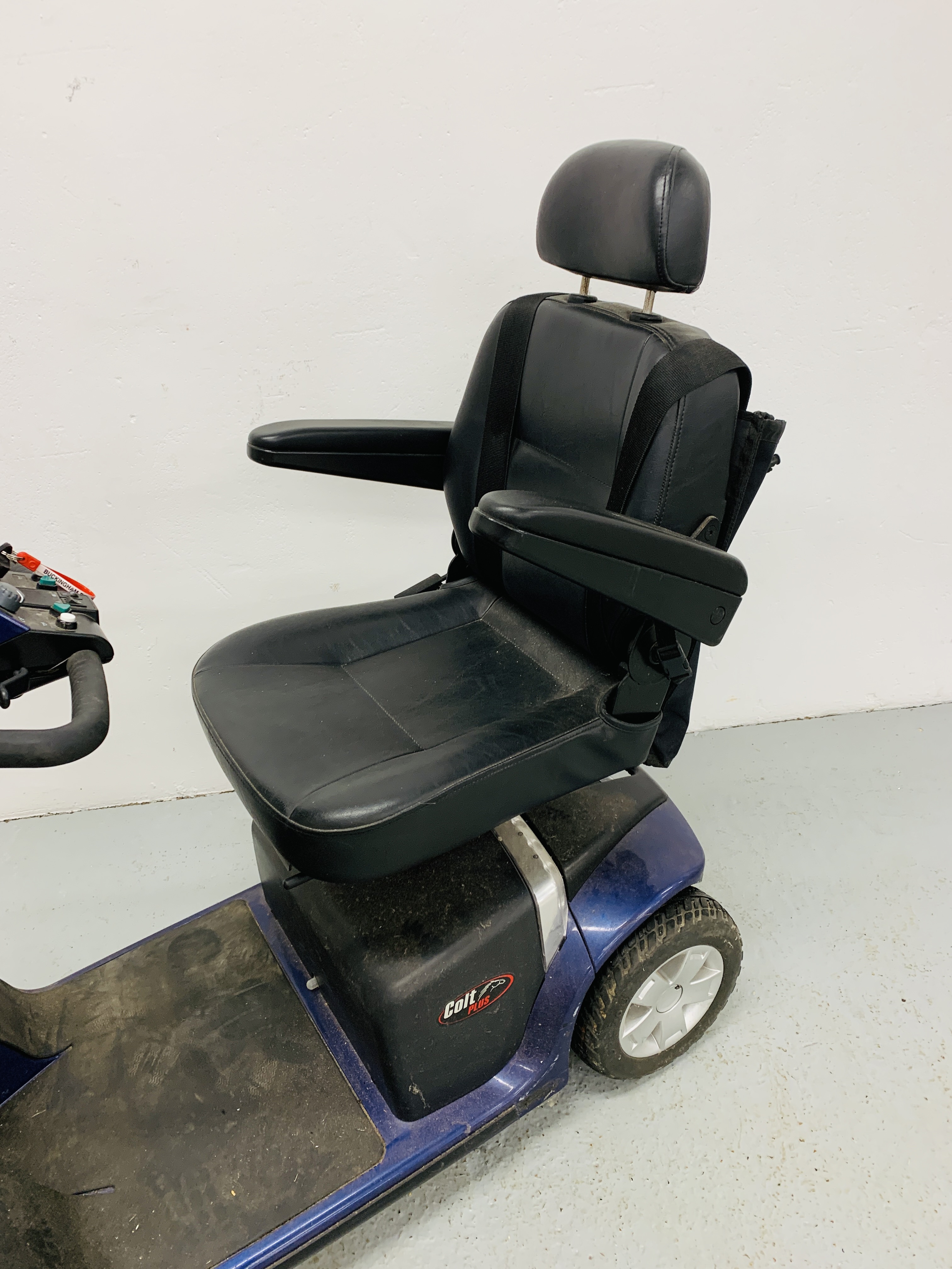 PRIDE COLT PLUS MOBILITY SCOOTER WITH CHARGER - SOLD AS SEEN - Image 3 of 8