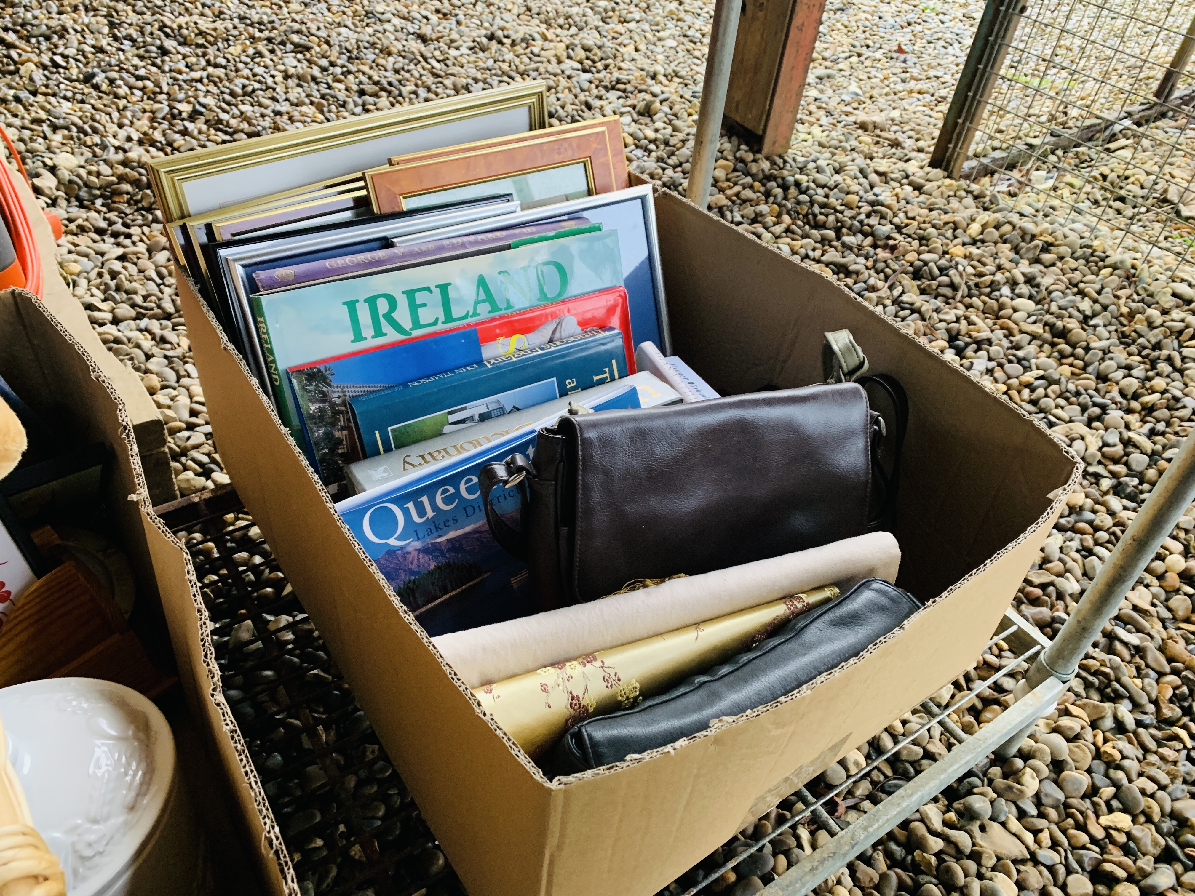 4 x BOXES OF HOUSEHOLD SUNDRIES TO INCLUDE ELECTRICALS, TENA PANTS, BOOKS, SOFT TOYS, - Image 5 of 5