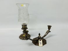 STYLISH MAPPIN & WEBB PLATED 2 BRANCH LOW CANDLE STICK TOGETHER WITH A VINTAGE ORNATE CANDLE HOLDER
