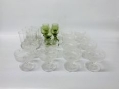 SET OF 6 HEAVY CLEAR GLASS VILLEROY & BOCH DRINKING GLASSES (1 SMALL NICK TO RIM) SET OF 5 GREEN