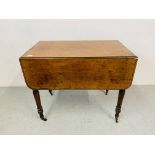 A VICTORIAN MAHOGANY PEMBROKE TABLE, THE TURNED SUPPORTS WITH ORIGINAL BRASS CASTORS - LENGTH 93cm.