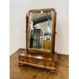 AN ANTIQUE MAHOGANY THREE DRAWER TOILET MIRROR WIDTH 40cm,