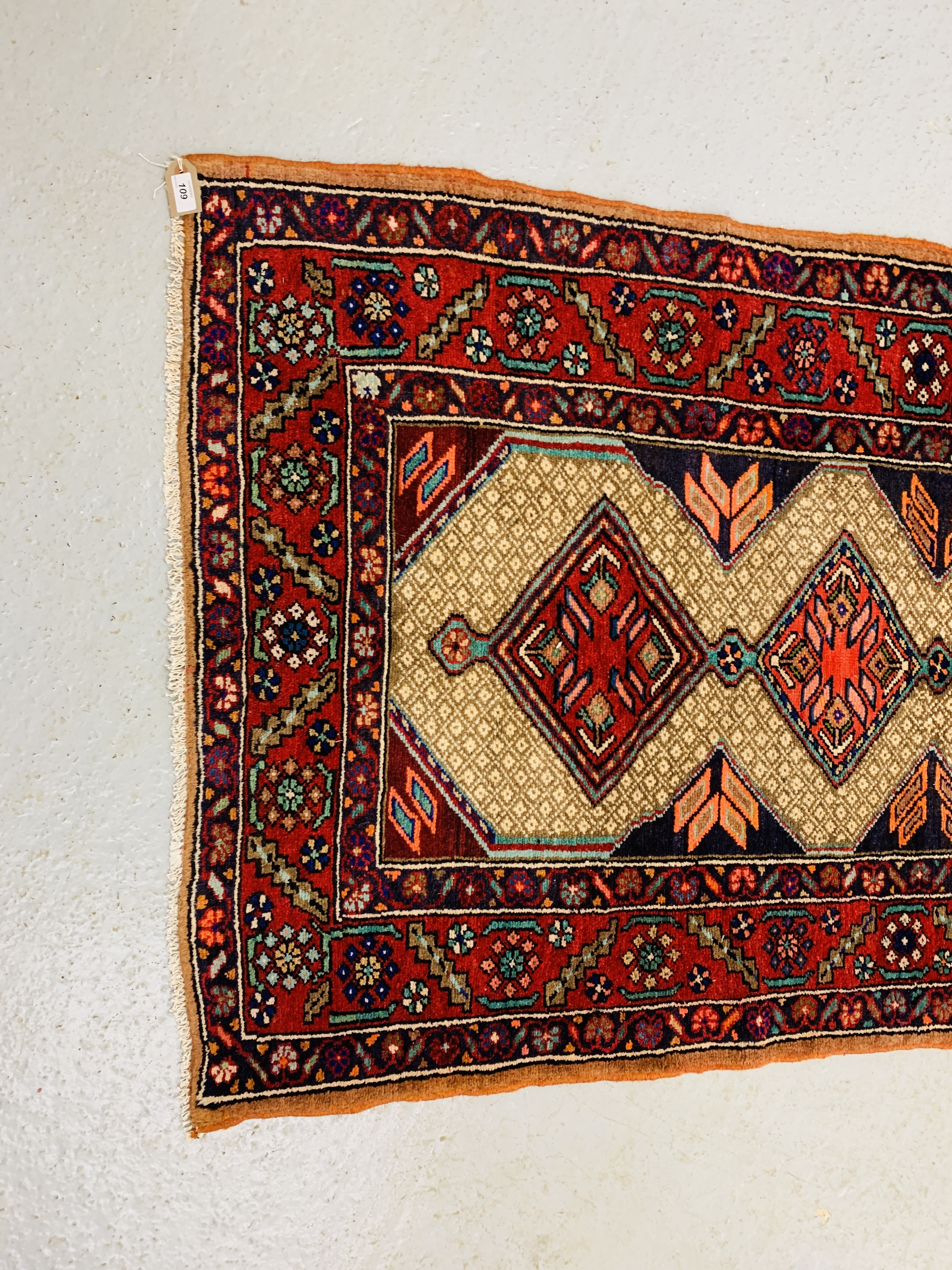 A HAMADAN RED/BLUE PATTERNED CARPET RUNNER 2.9 x 1.05. 1. - Image 2 of 4