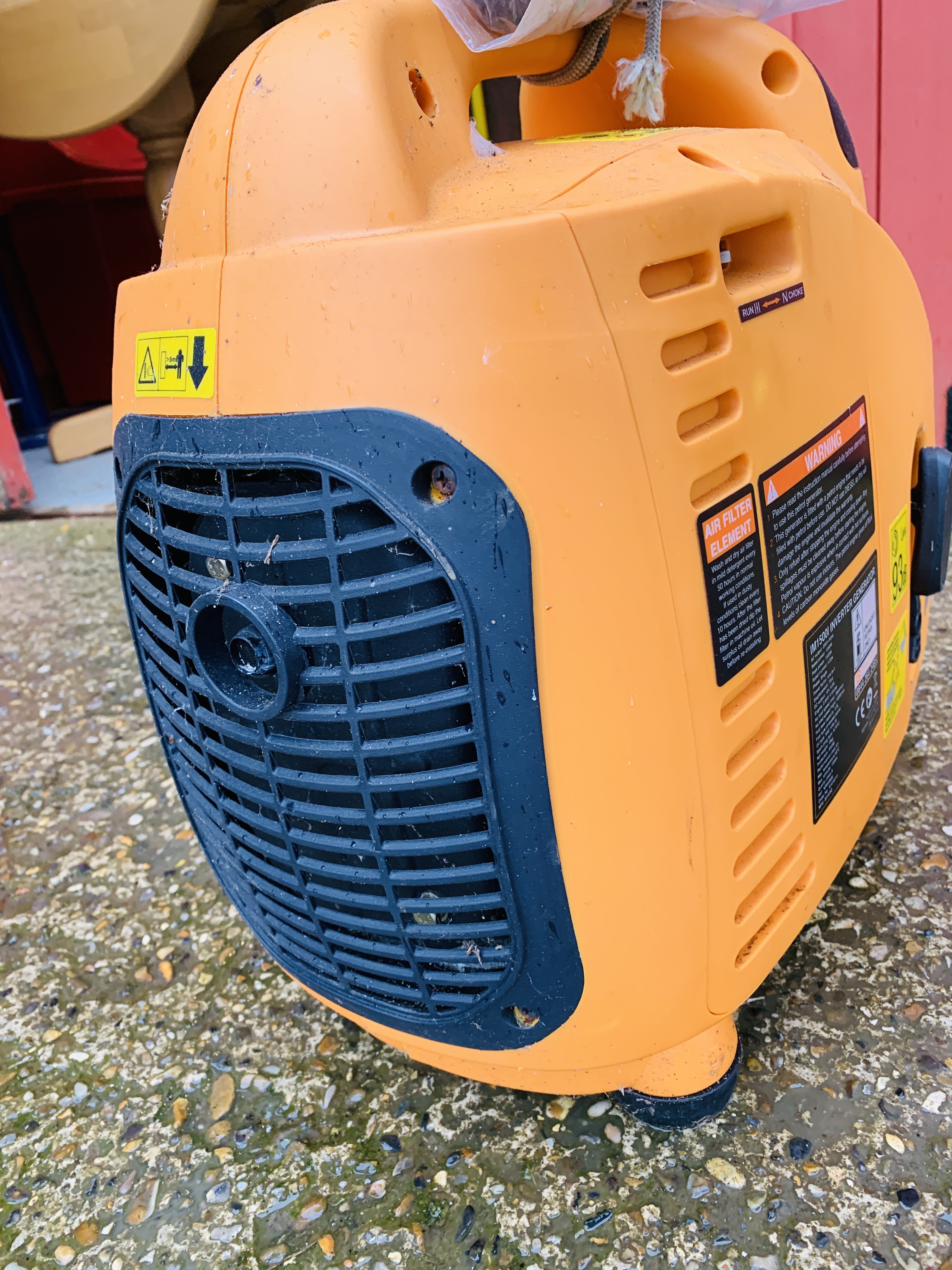 IMPAX IM 1500i /500 WATT INVERTER PETROL GENERATOR - SOLD AS SEEN - Image 8 of 8