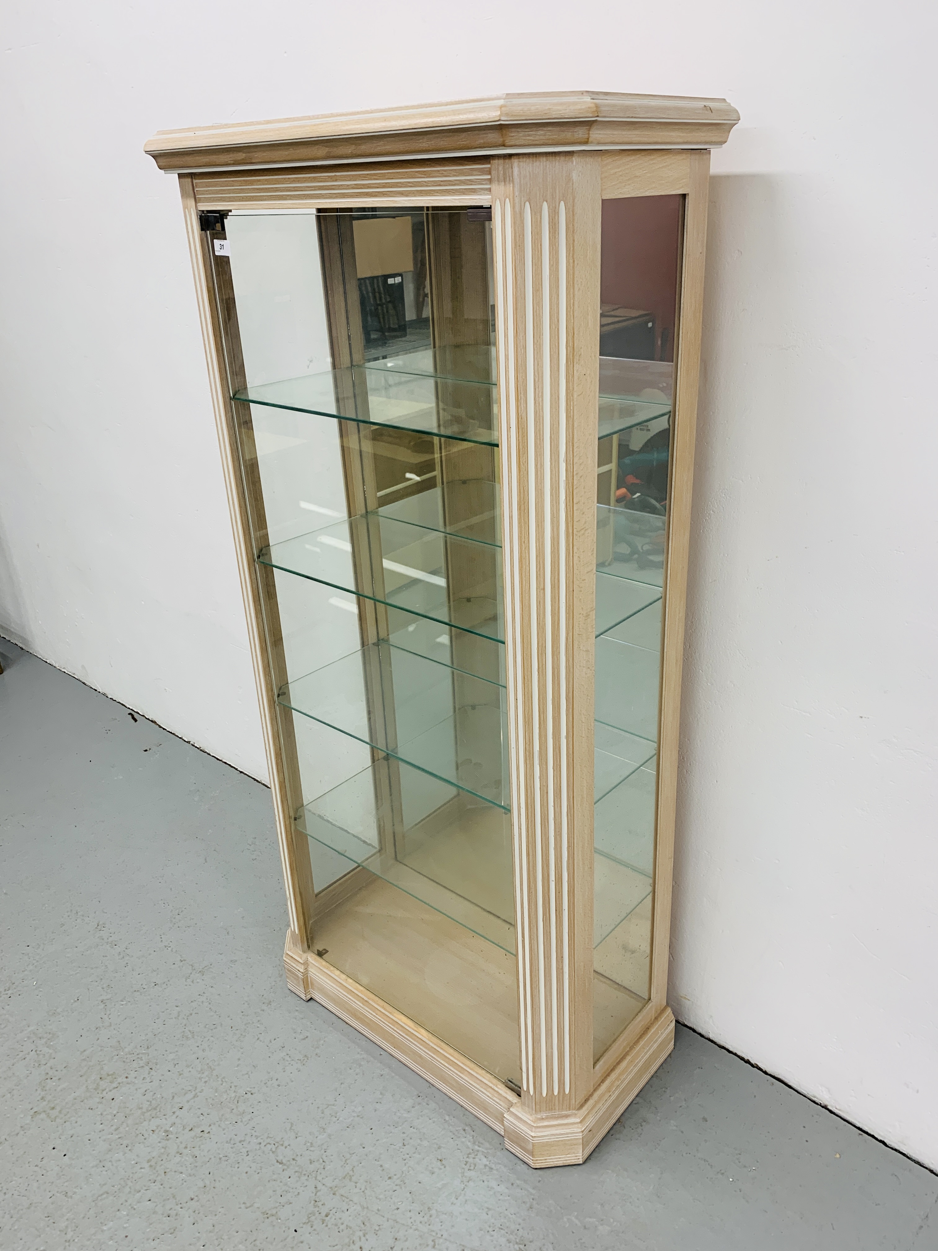 MODERN GLAZED DISPLAY CABINET WITH A LIMED FINISH & GLASS SHELVES - Image 6 of 7