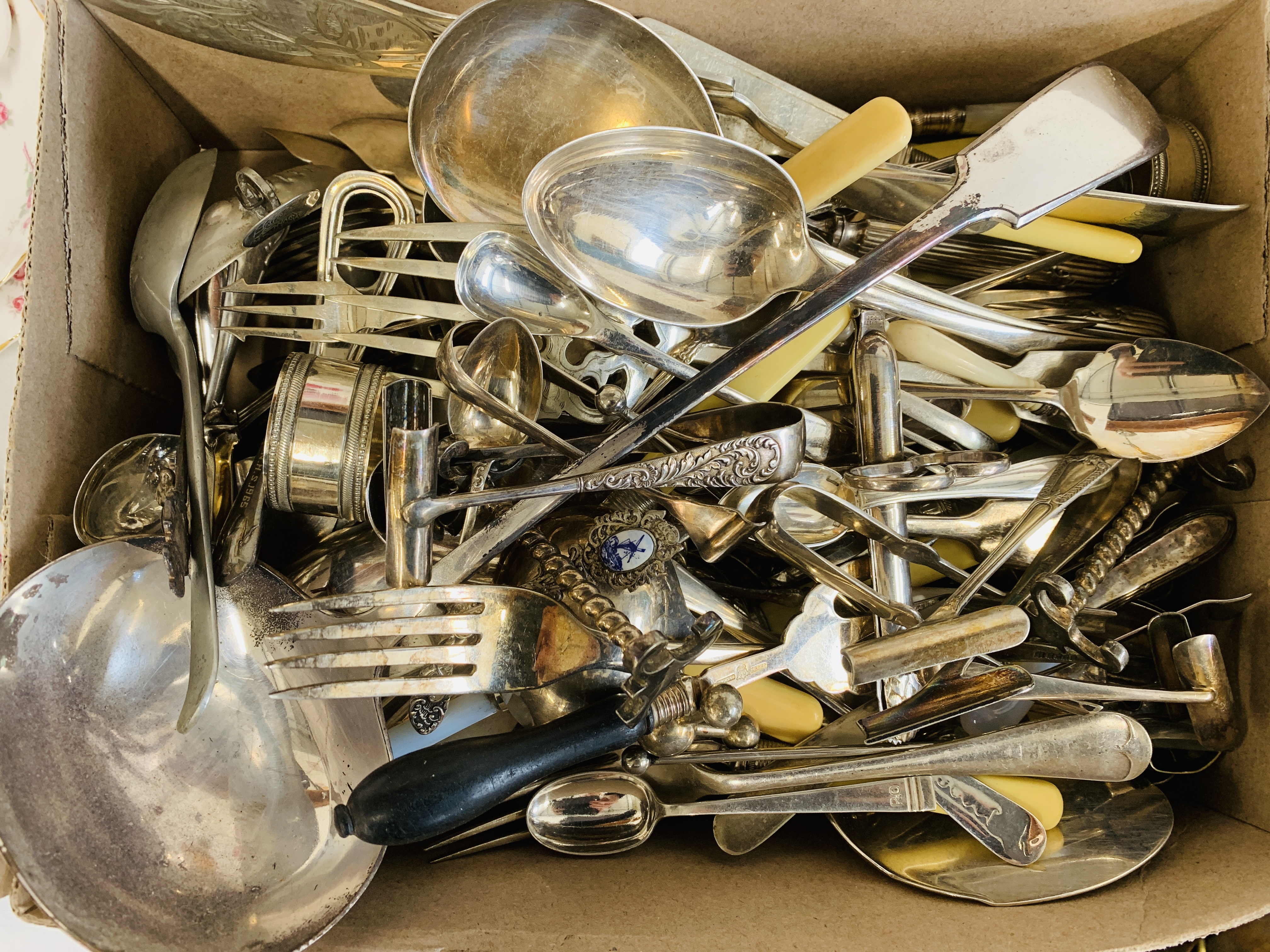 A QUANTITY OF ASSORTED SILVER PLATED CUTLERY, SERVERS, LADLE ETC.