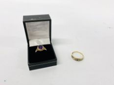 19CT GOLD RING SET WITH FOUR OPALS (TWO STONES A/F AND A 9CT GOLD RING SET WITH PURPLE STONE