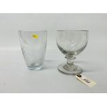 ANTIQUE GEORGIAN STYLE DRINKING GLASS TOGETHER WITH A SMALL GLASS VASE DEPICTING ETCHED DUCK IN