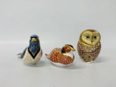 THREE ROYAL CROWN DERBY BIRD ORNAMENTS WITH GOLD STOPPERS.