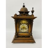 THREE MATCHING BRASSED LANTERN SHADES AND TWO TABLE LAMP BASES PLUS A 14 DAY MANTEL CLOCK,