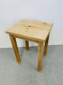 A SMALL SOLID PINE KITCHEN WORKTABLE WIDTH 59cm DEPTH 53cm HEIGHT 79cm