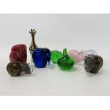 A COLLECTION OF OF TWELVE ART GLASS ANIMAL AND FRUIT SCULPTURES TO INCLUDE WEDGWOOD AND LANGHAM