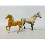 A ROYAL DOULTON PALOMINO HORSE "PRANCING" OVERALL HEIGHT 17cm and ROYAL DOULTON HUNTER GREY HORSE.